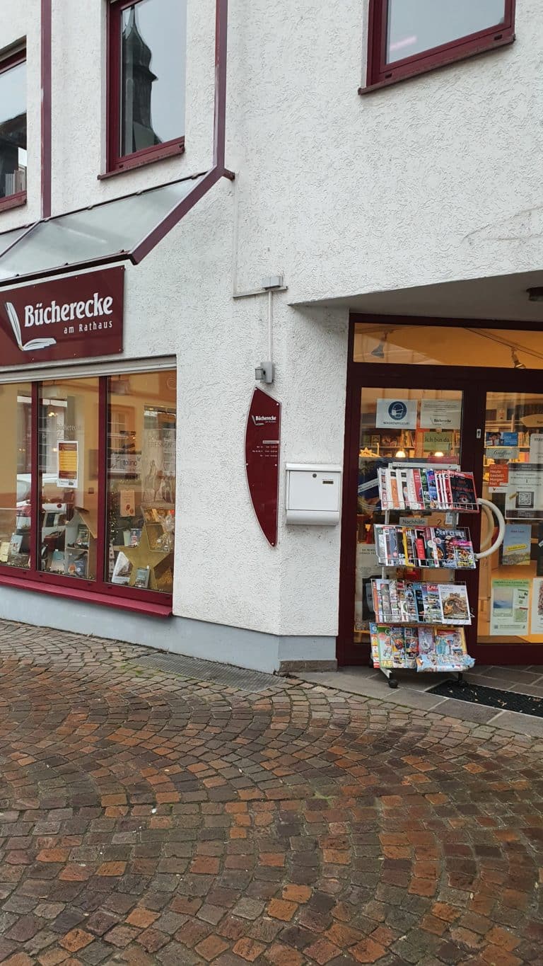 Bücherecke am Rathaus in Heddesheim